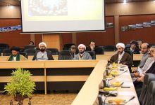 نشست مشترک جمعی از اساتید حوزه و دانشگاه به مناسبت سالروز وحدت حوزه و دانشگاه 